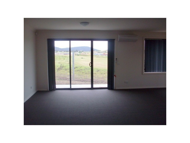 2/76 Pennington Drive, Sorell TAS 7172