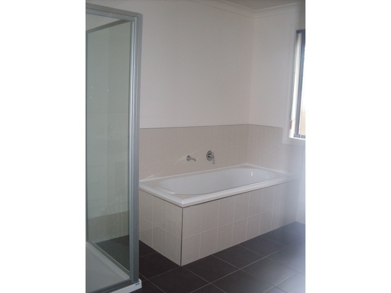 2/76 Pennington Drive, Sorell TAS 7172