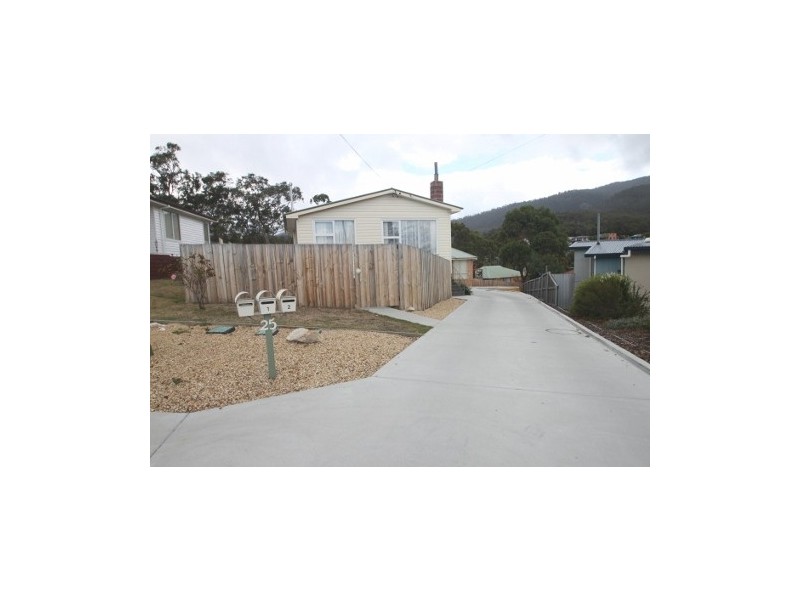 25 Spring Street, Claremont TAS 7011
