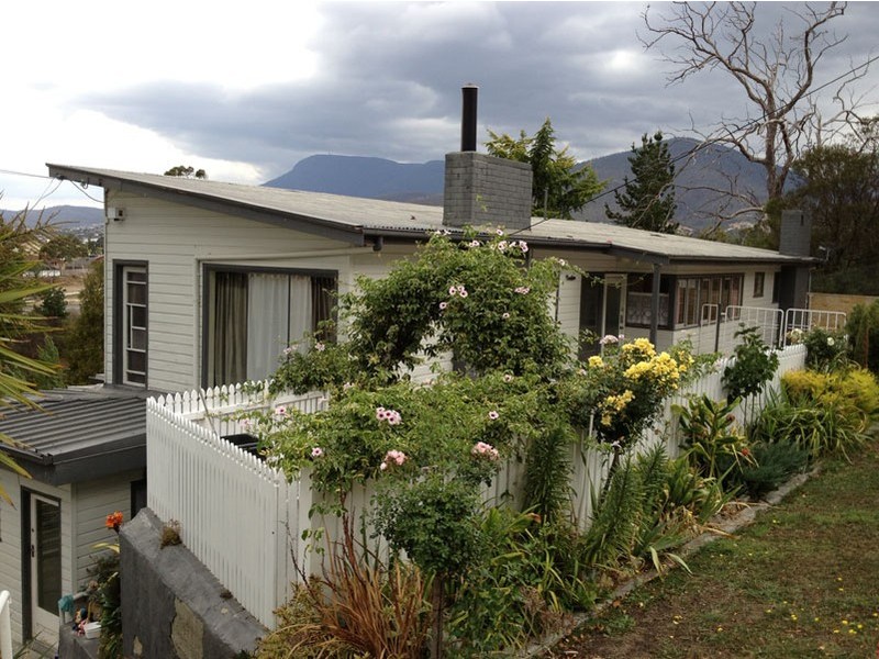 19 Pascoe Avenue, Claremont TAS 7011