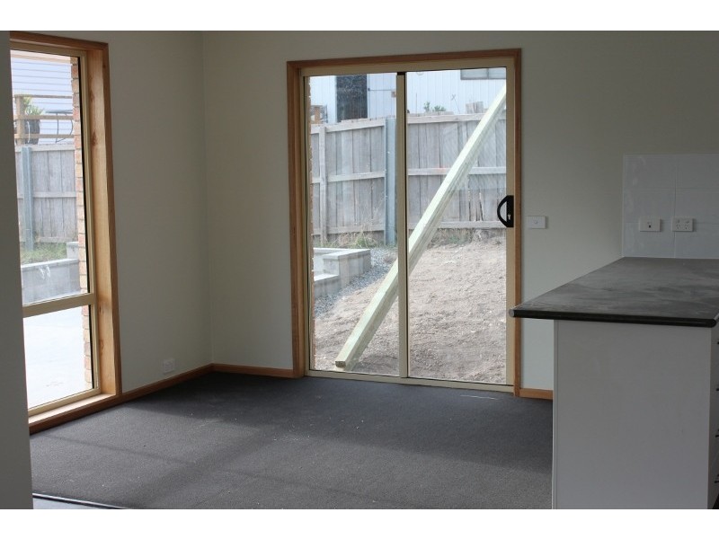 1/25 Spring Street, Claremont TAS 7011