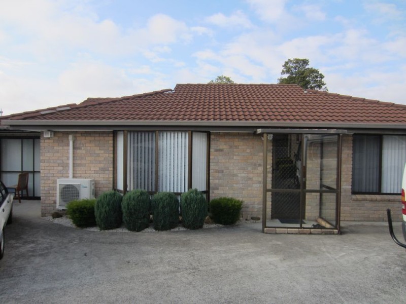 2/4 Cabernet Drive, Berriedale TAS 7011