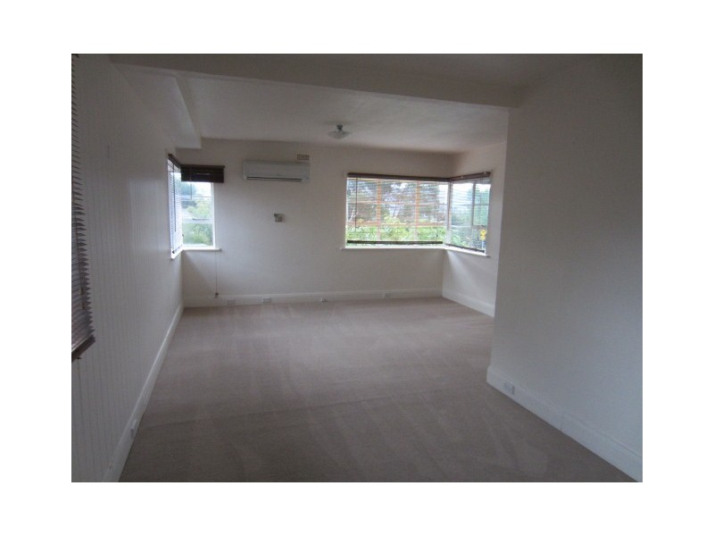 129 CHANNEL HIGHWAY, Kingston TAS 7050