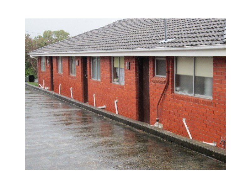 2/13 Bentley Road, Lenah Valley TAS 7008