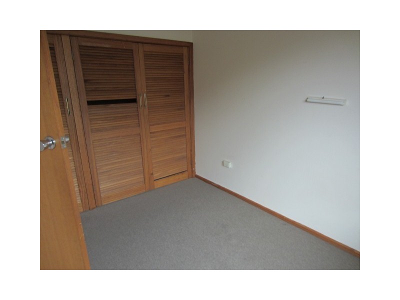 2/13 Bentley Road, Lenah Valley TAS 7008
