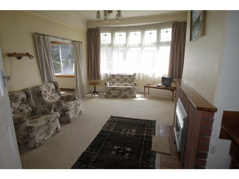 1  Maddocks Road, Kingston TAS 7050