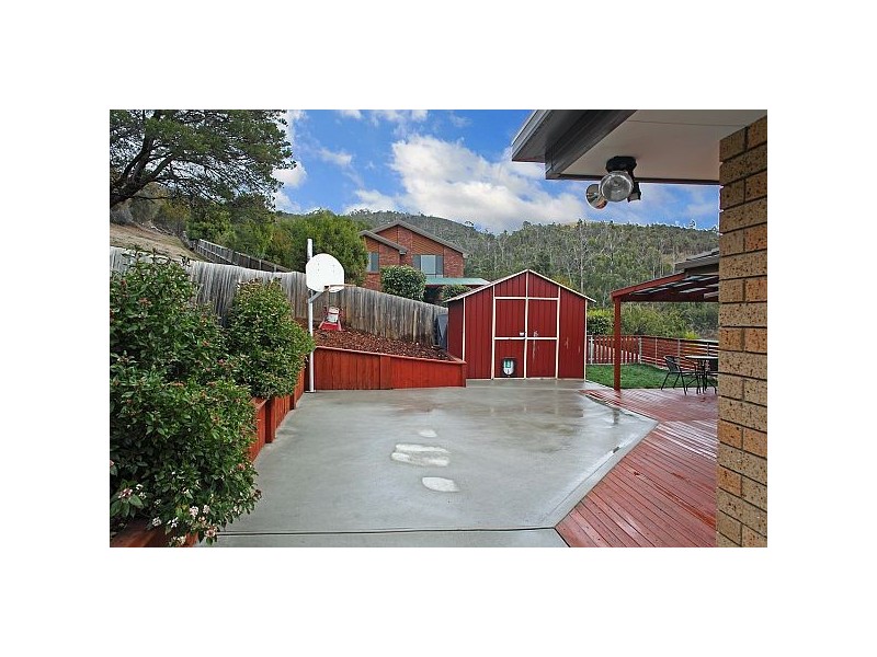6  Jasanda Drive, Montrose TAS 7010