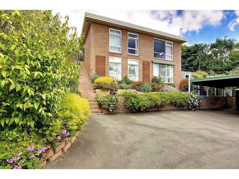 1/25c Red Chapel Avenue, Sandy Bay TAS 7005