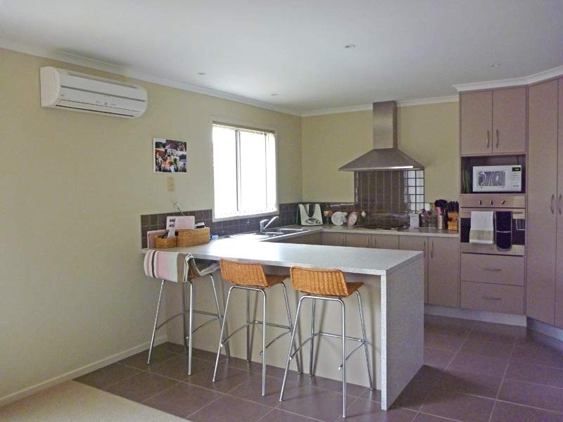 1/8 Celery Top Dr, Kingston TAS 7050