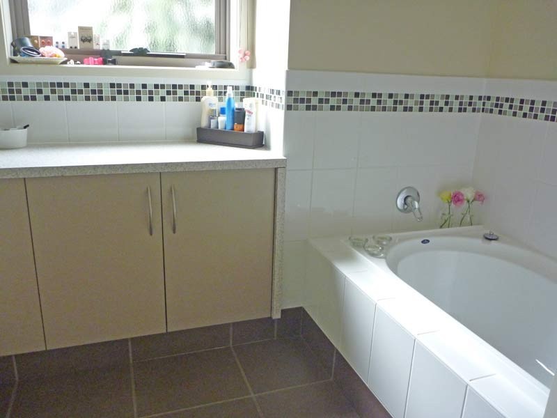 1/8 Celery Top Dr, Kingston TAS 7050