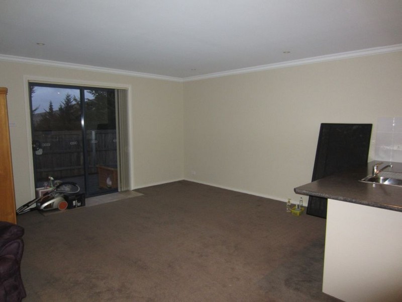 2/21 Alice Place, Brighton TAS 7030