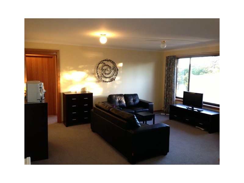 2/11B Pauline Avenue, Mount Nelson TAS 7007