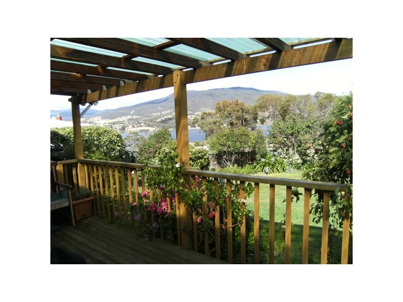 Bridgewater TAS 7030