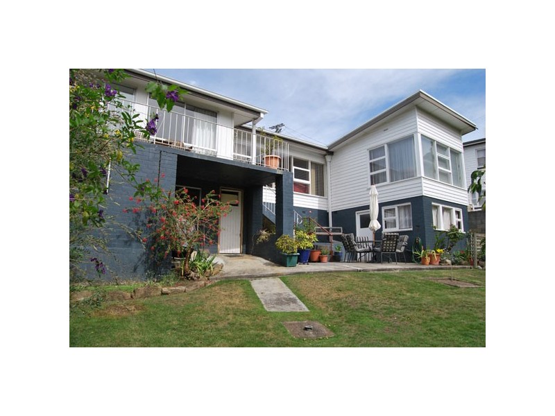 21 Rossendell Avenue, West Hobart TAS 7000