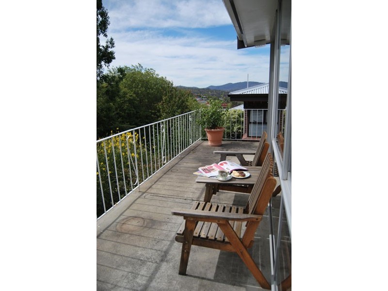 21 Rossendell Avenue, West Hobart TAS 7000