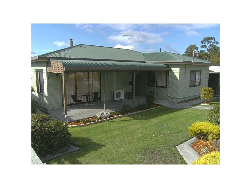 Claremont TAS 7011