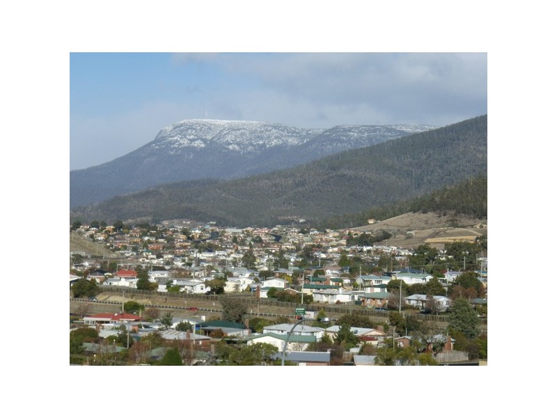 Claremont TAS 7011