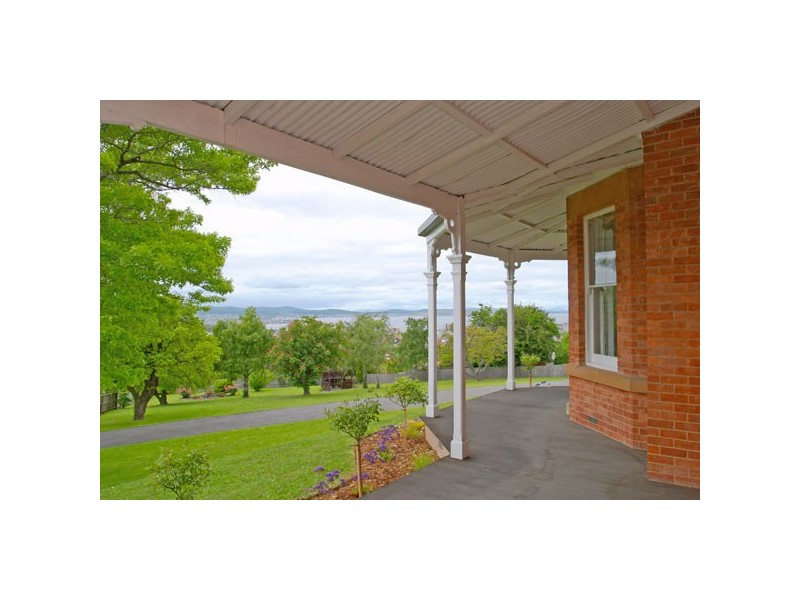 Mount Stuart TAS 7000