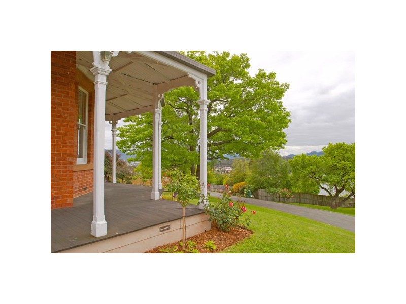 Mount Stuart TAS 7000