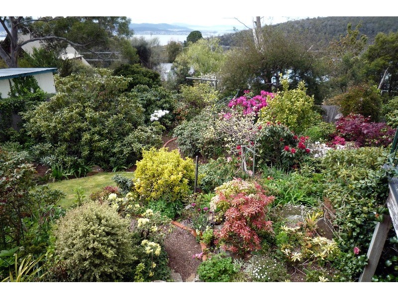 9 Brinsmead Road, Mount Nelson TAS 7007