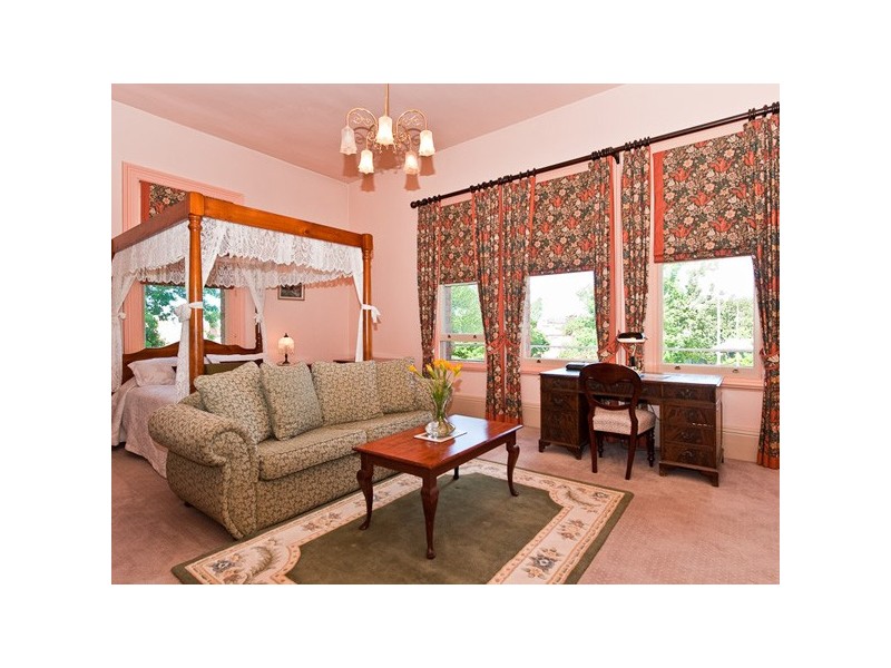 51-53 Sandy Bay Road, Hobart TAS 7000