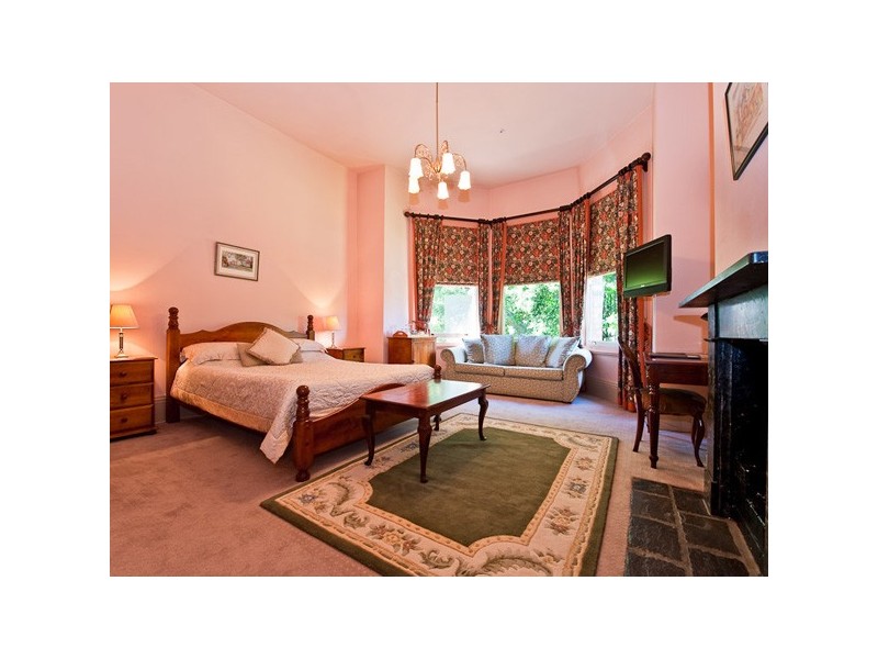 51-53 Sandy Bay Road, Hobart TAS 7000