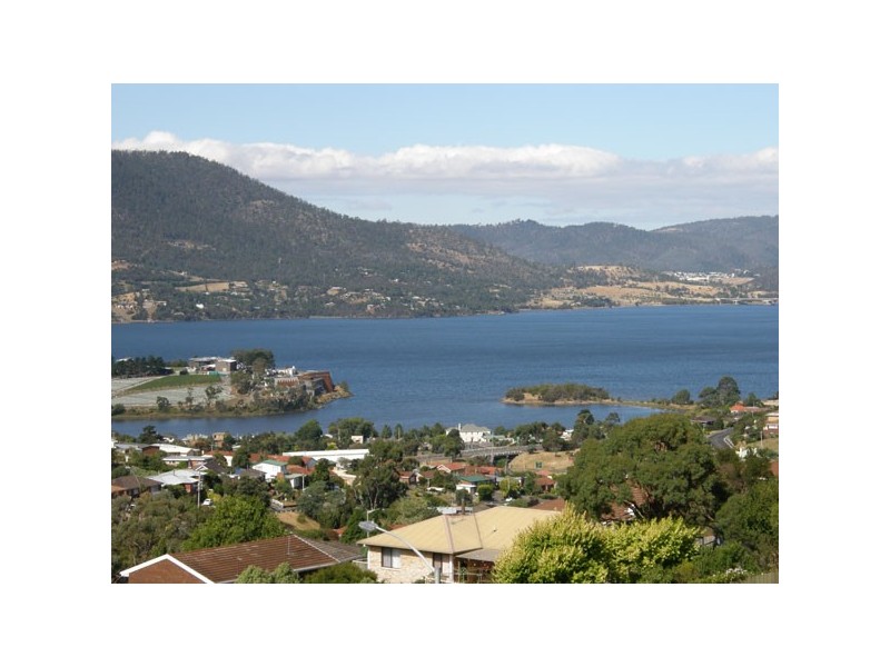 2 Hardman Court, Rosetta TAS 7010