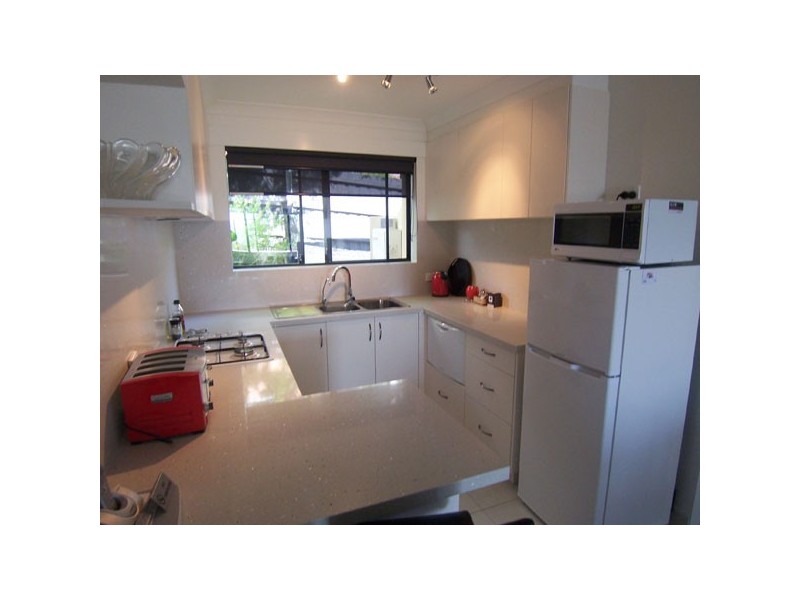 2/19 Whelan Crescent, West Hobart TAS 7000