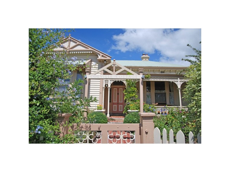 32 Mona Street, Battery Point TAS 7004