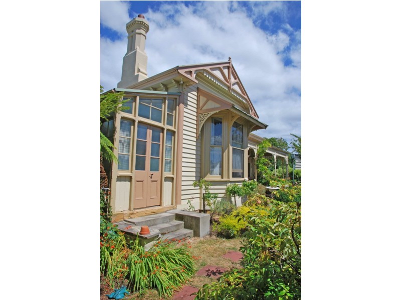 32 Mona Street, Battery Point TAS 7004