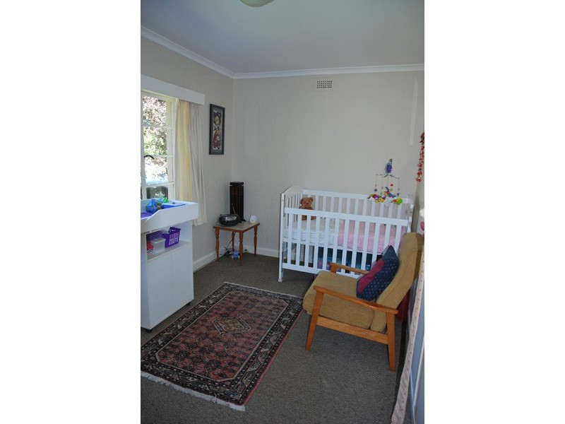 10 Lyndhurst Avenue, North Hobart TAS 7000