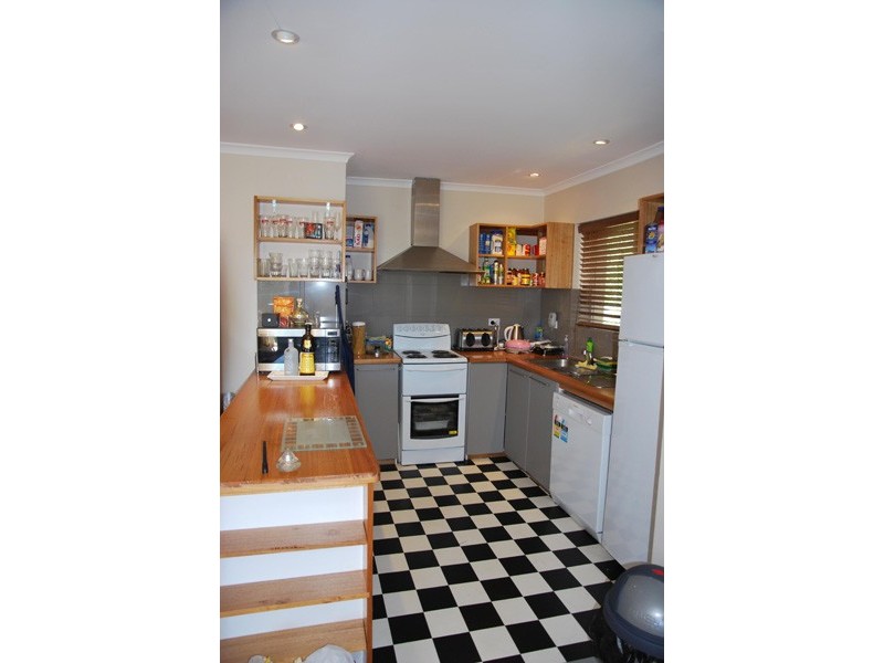 10 Lyndhurst Avenue, North Hobart TAS 7000