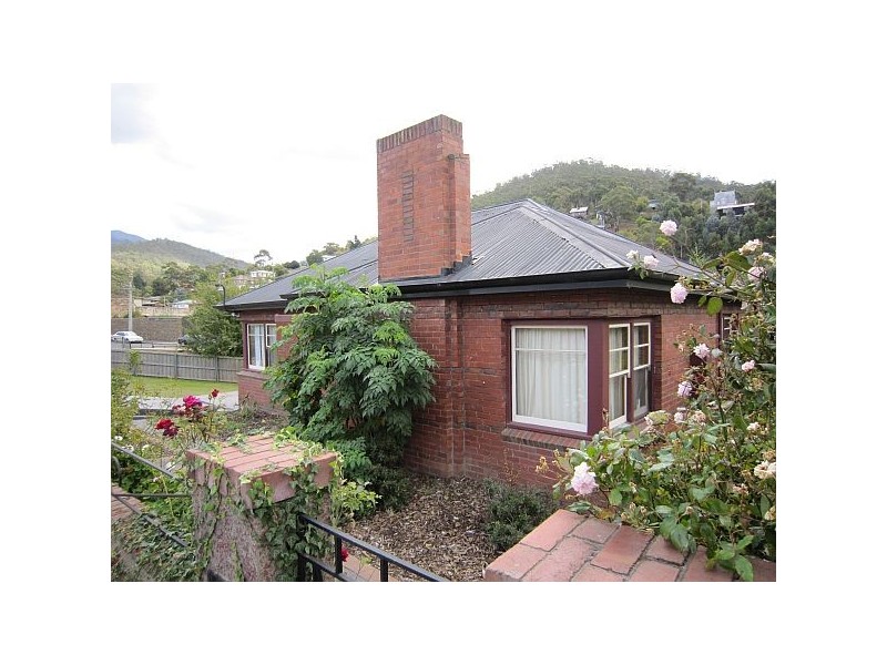 33 Apsley Street, South Hobart TAS 7004