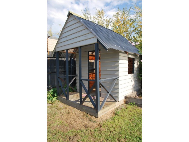 1 Girvan Avenue, New Town TAS 7008