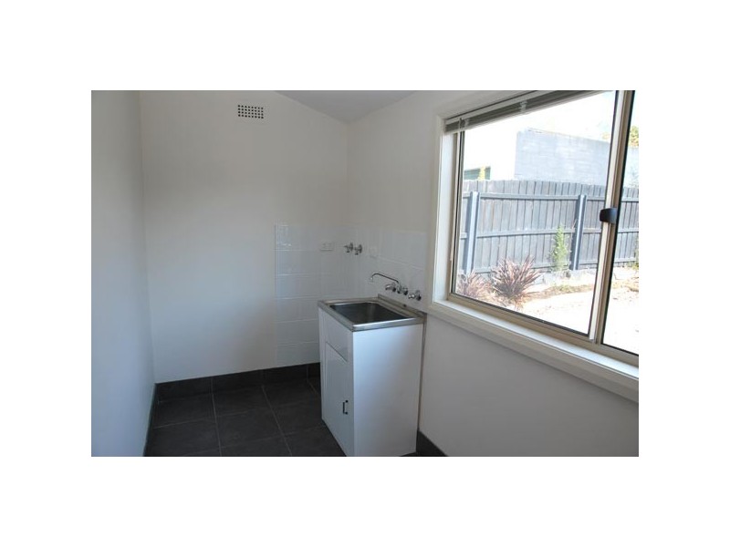 1 Girvan Avenue, New Town TAS 7008