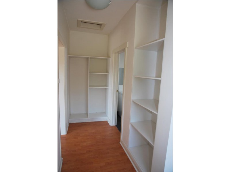 1 Girvan Avenue, New Town TAS 7008