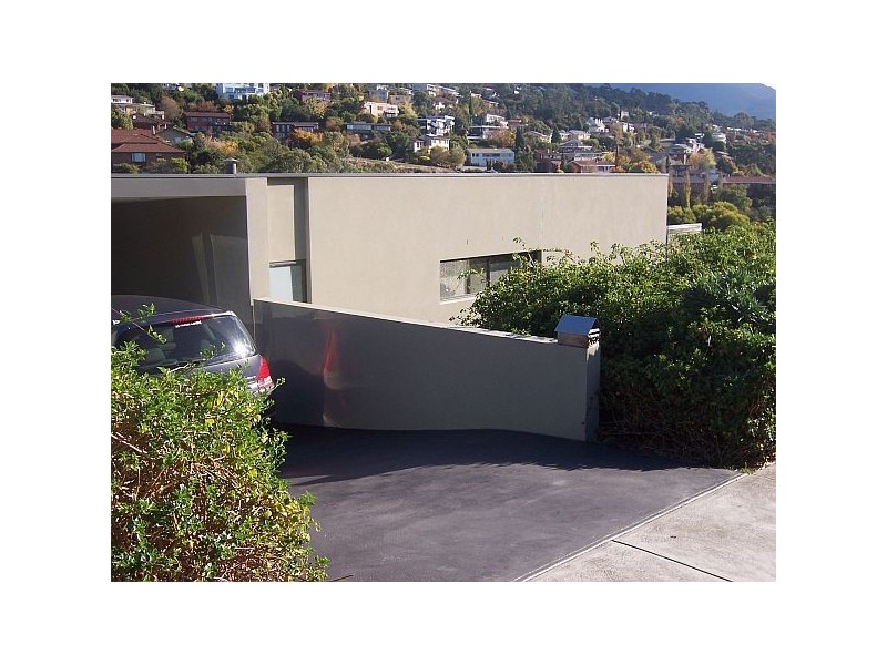 282A Churchill Avenue, Sandy Bay TAS 7005