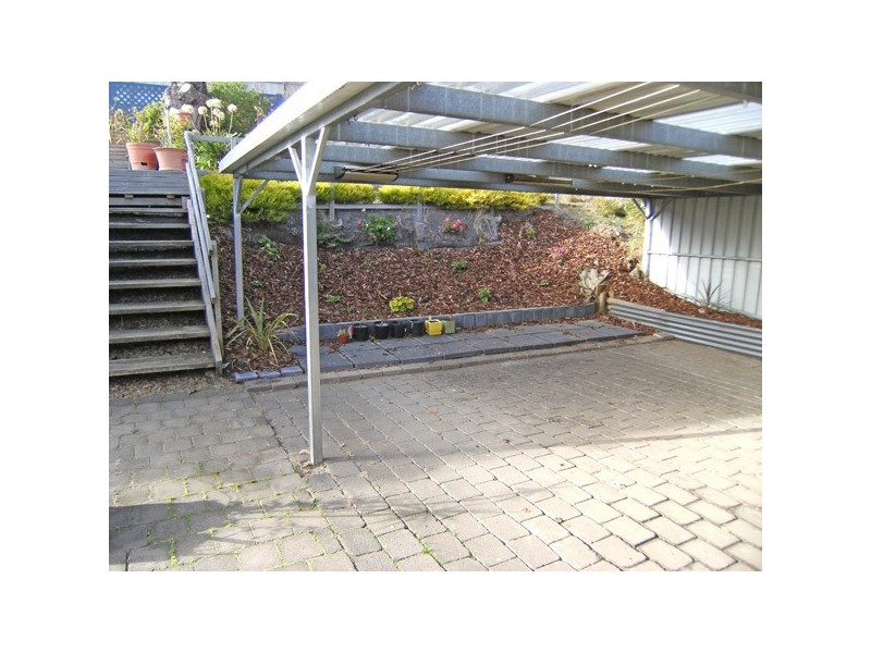 15 Winbourne Road, West Moonah TAS 7009