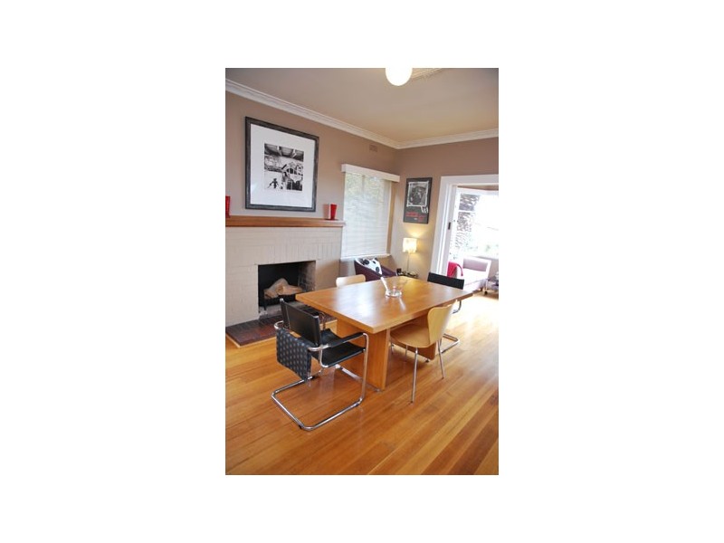 72 Augusta Rd, Lenah Valley TAS 7008