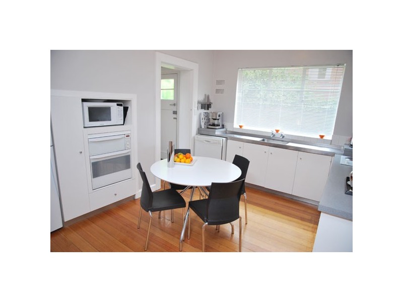 72 Augusta Rd, Lenah Valley TAS 7008