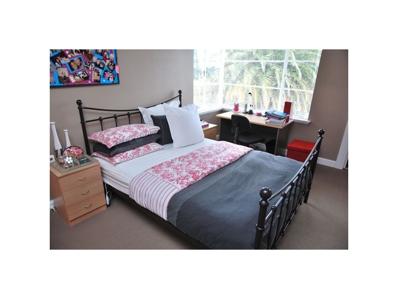 72 Augusta Rd, Lenah Valley TAS 7008