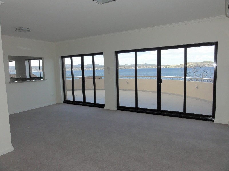 2/806 Sandy Bay Road, Sandy Bay TAS 7005