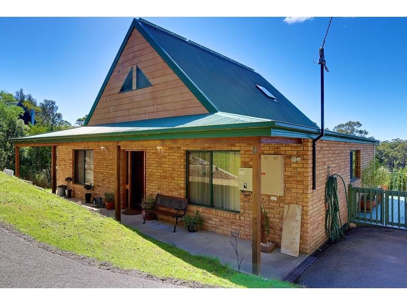 9 Curtis Avenue, South Hobart TAS 7004