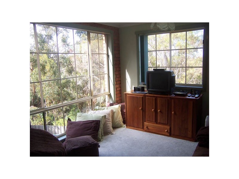 2/23 Firth Road, Lenah Valley TAS 7008