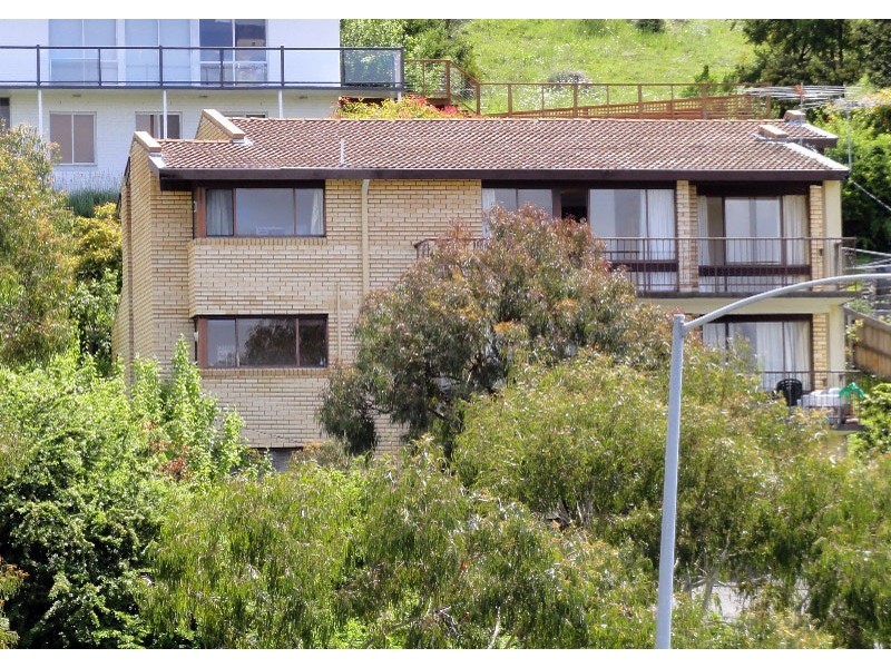 1/322 Churchill Avenue, Sandy Bay TAS 7005