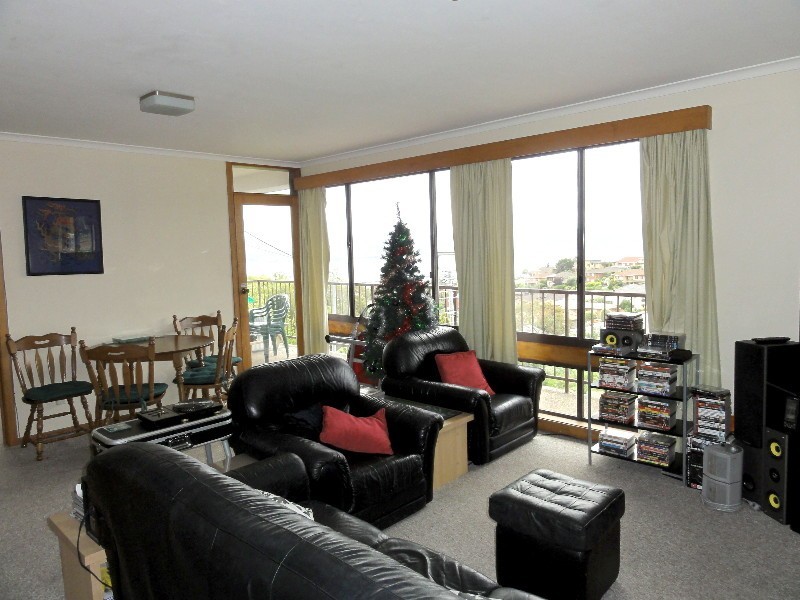 1/322 Churchill Avenue, Sandy Bay TAS 7005