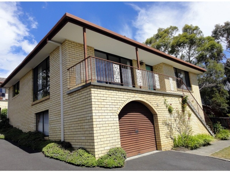 1/6 Lachlan Drive, Mount Nelson TAS 7007
