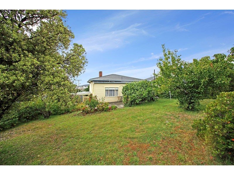 10 Hurlstone Crescent, Moonah TAS 7009