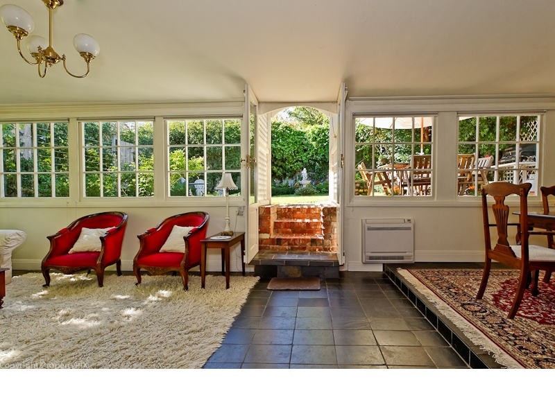 10 Newcastle Street, Battery Point TAS 7004