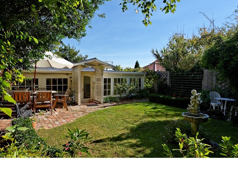 10 Newcastle Street, Battery Point TAS 7004